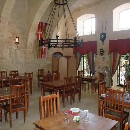 מלון Bowyer House 2*